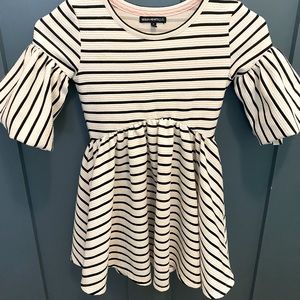 Girls striped dress black and white.